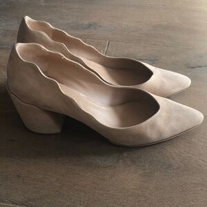 Chloe heels in beige suede